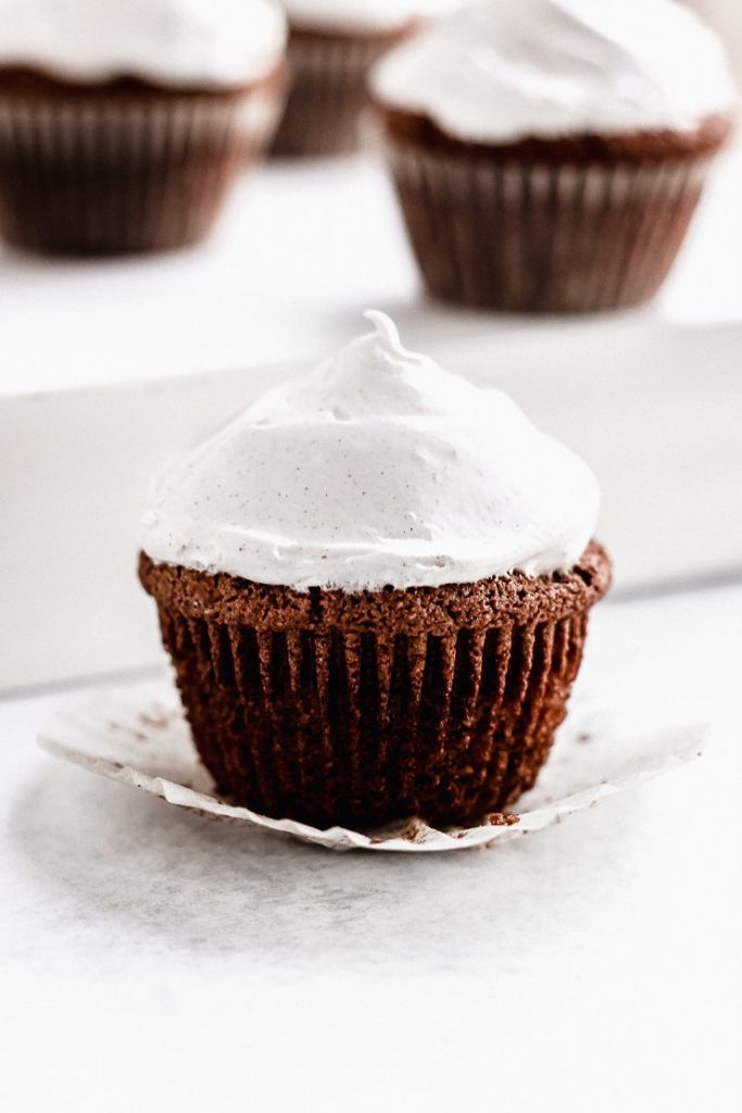 paleo gingerbread cupcakes